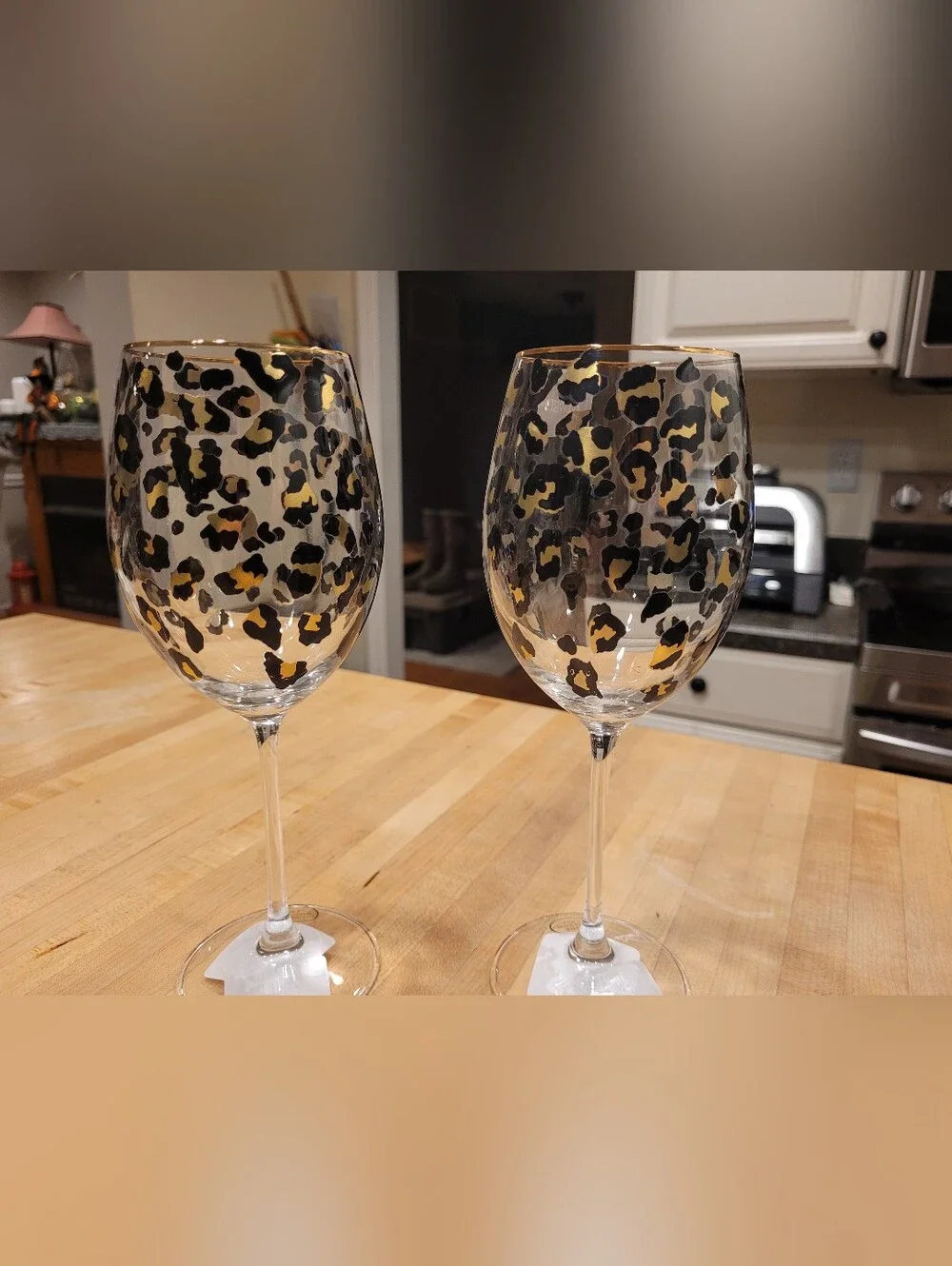 NEW Gourmet Everyday Leopard Print Wine Glass Set – Gold & Black Pattern